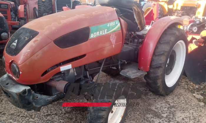 TRATOR AGRALE 4100 TRAÇÃO 4X4 REVISADO - Image 2