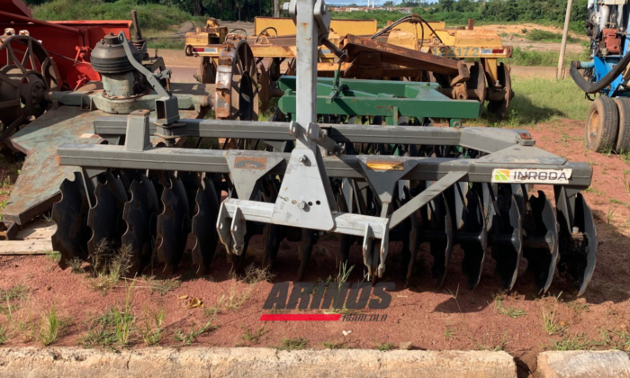 GRADE NIVELADORA 32X22 MARCA INRODA