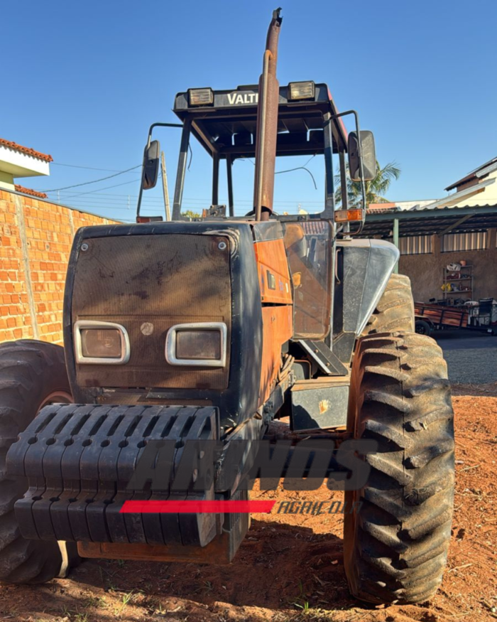 TRATOR VALTRA 1580 TRAÇÃO 4X4 - Image 2
