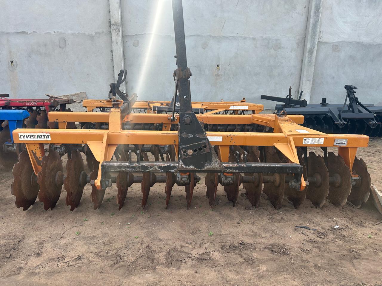 Grade Niveladora de Arrasto Civemasa 32x22''. - Imagem 3