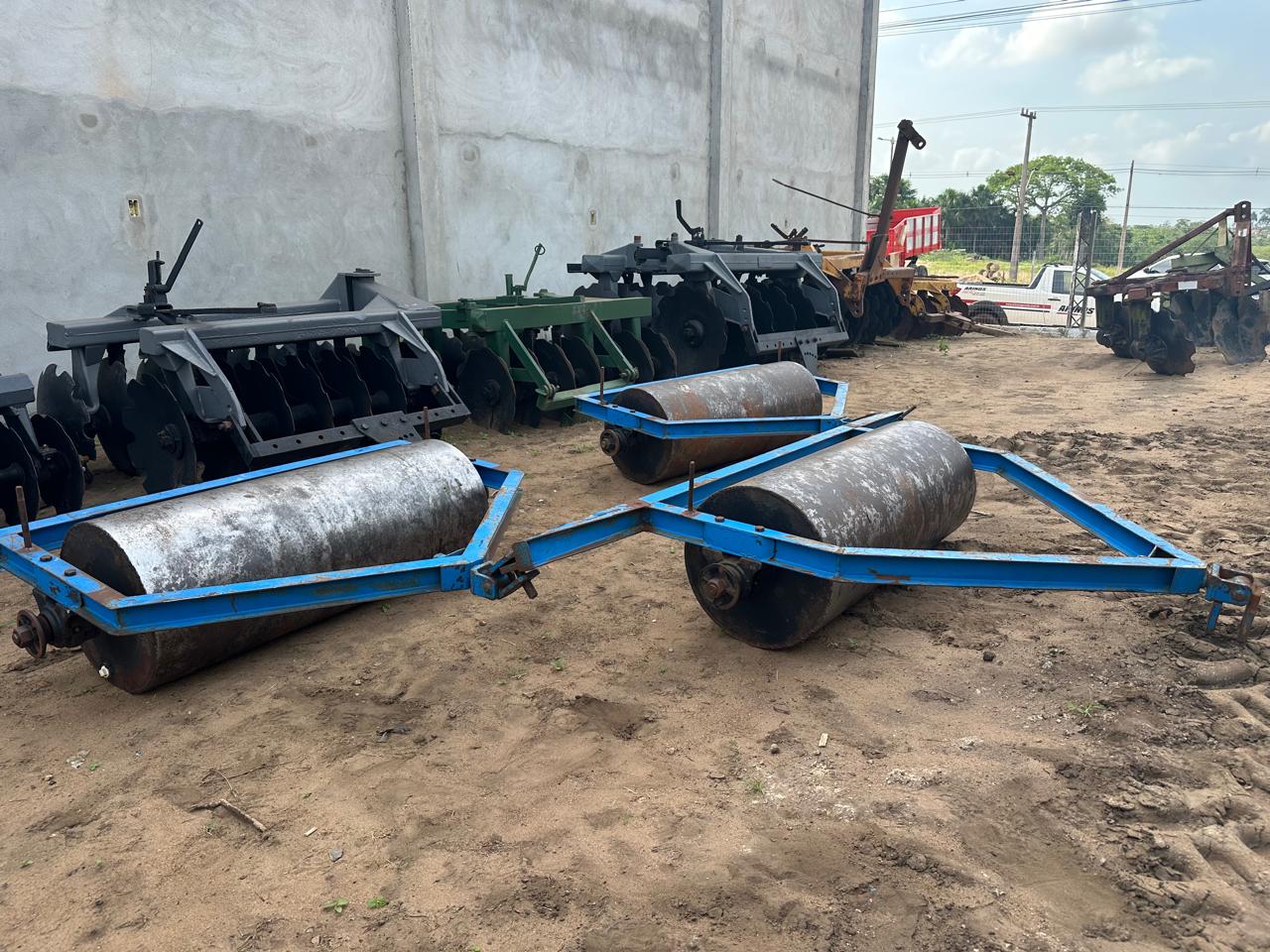 Rolo incorporador de sementes , 4 metros de lastro . - Imagem 3
