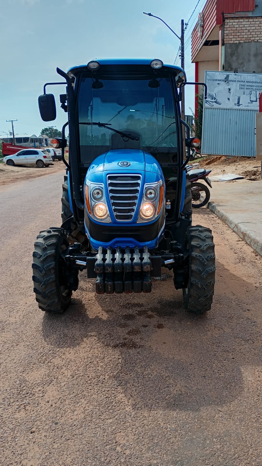 TRATOR LS R65 4X4 CABINADO 2024 . - Imagem 2